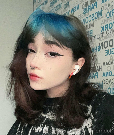 imhorndoll pornstar xxx pic