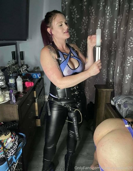 japanese milf onlyfans free naked photo