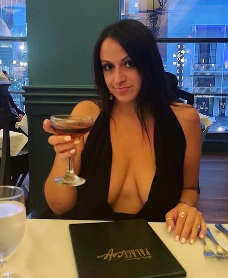 Gypsy Gemma high quality actress pic