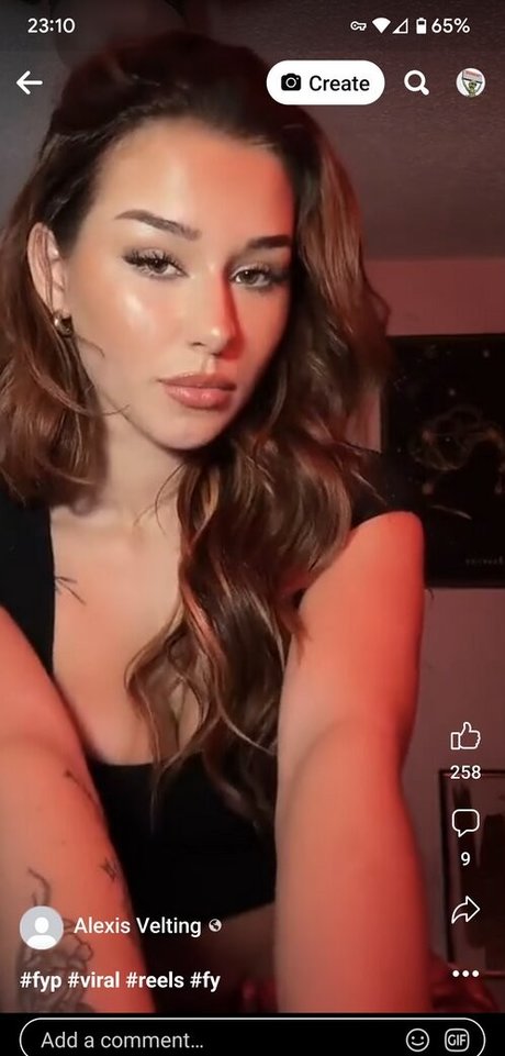 Alexis Velting beautiful actress pics