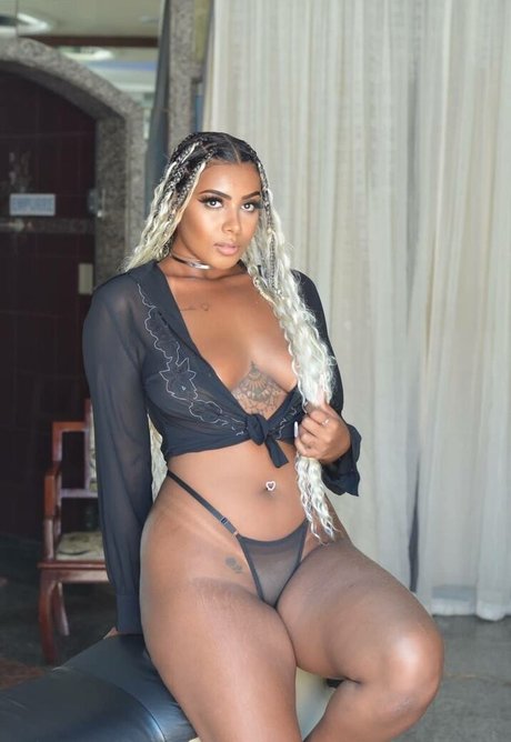 Evelyn Souza free pornstar pic