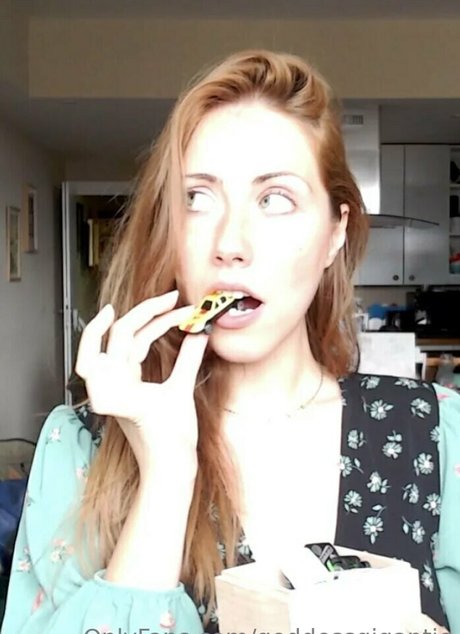 goddessgigantic pornstar beautiful photos