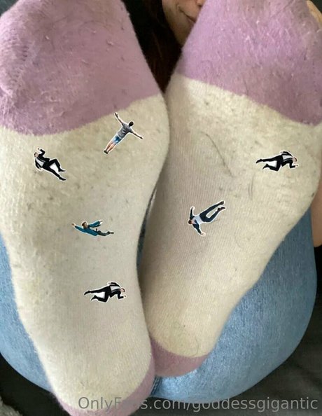 goddessgigantic model beautiful image