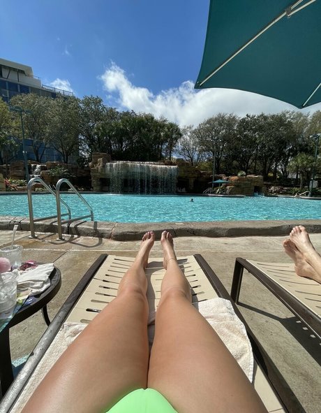 laughinglatina model pretty gallery