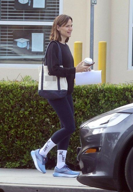 Jennifer Garner nudes actress pic