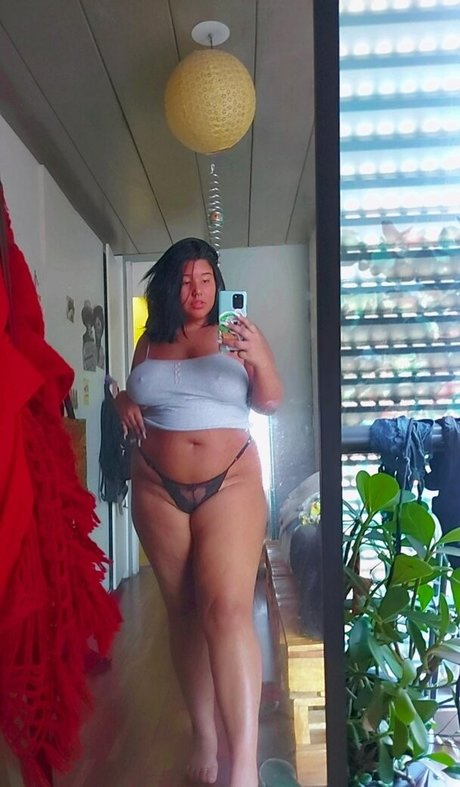 viivenuz xxx pornstar gallery