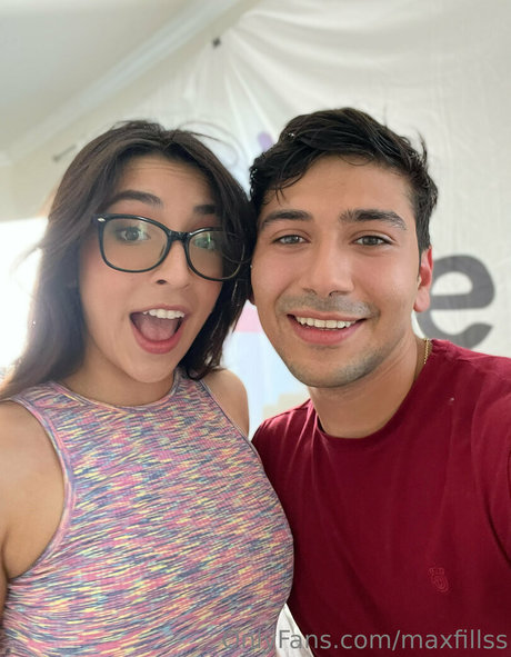 maxfillss erotic model gallery