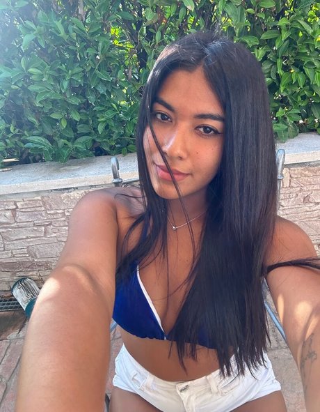 Marianny Dey model high quality image