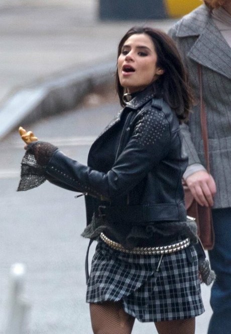 Diane Guerrero pretty star images