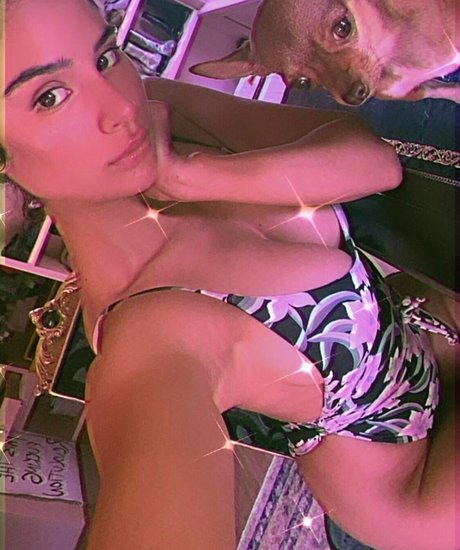 Diane Guerrero star erotic image