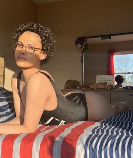 Thick Diamond star perfect img