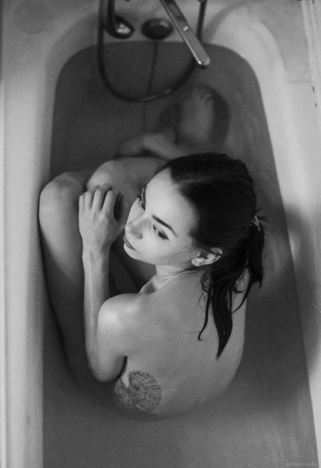 Irina Adelina erotic actress gallery