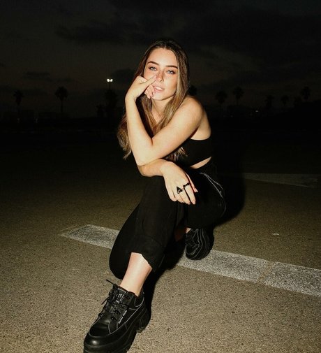 shemale cum in mouth onlyfans free nude images