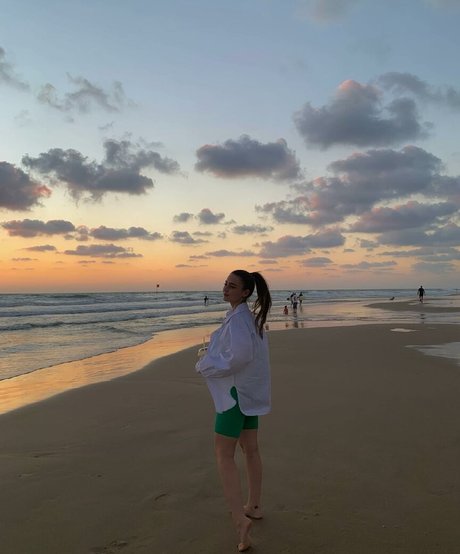 hairy onlyfans beautiful naked pic