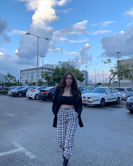 famous onlyfans pornos archive