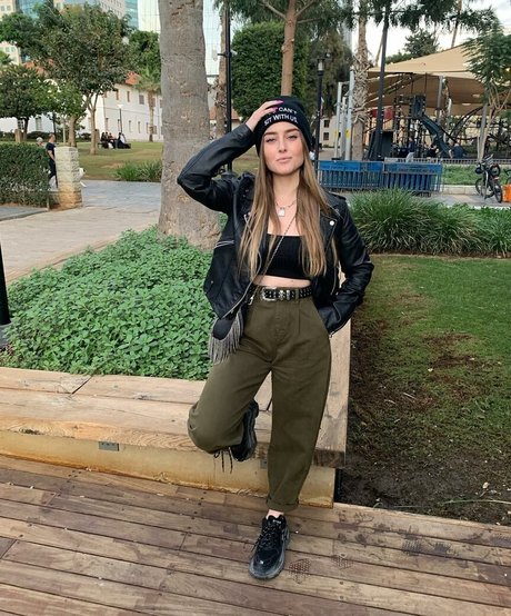 Effy Palarya best star photo