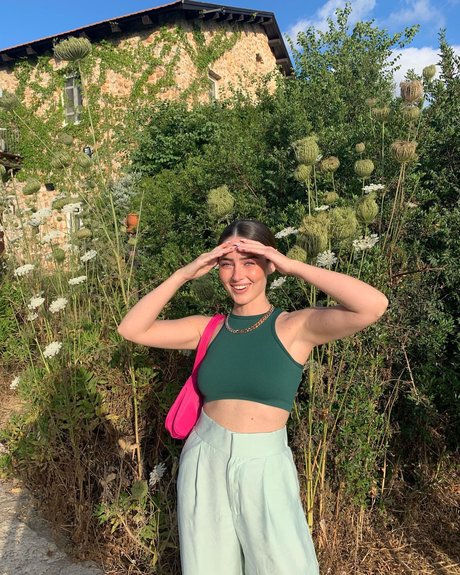 Effy Palarya porn actress picture