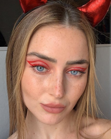 Effy Palarya model free archive