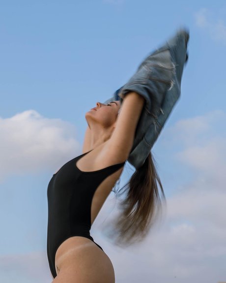 Effy Palarya top model pictures