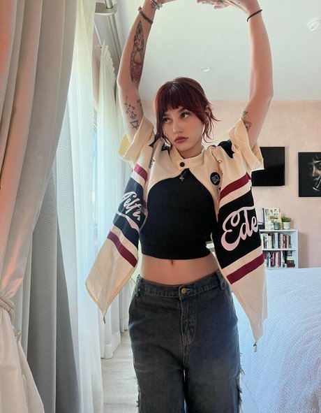 Kailee Morgue perfect model img