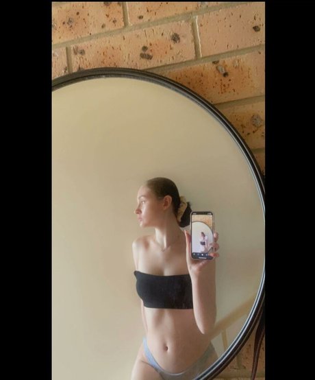 taliah nugg top pornstar img