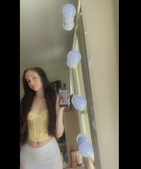 taliah nugg top model picture