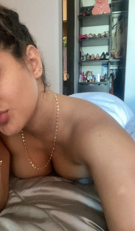 Karmen Mestre pretty model images