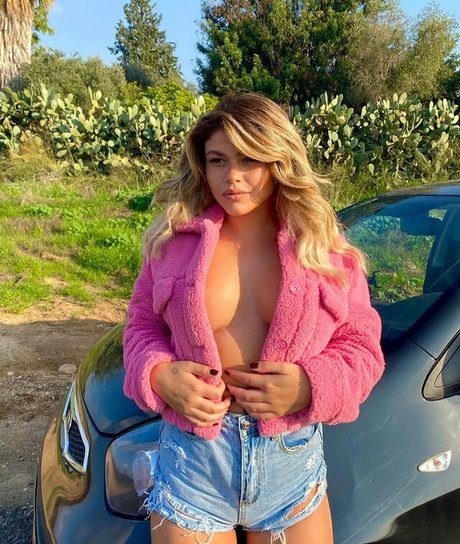 Eden Emma Yulie sexy star pic