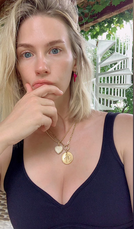 hot asian onlyfans free naked images