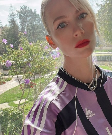 January Jones sexy actress pictures