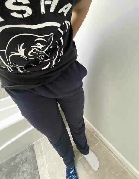 massivetool123 xxx model images