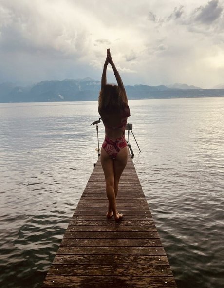 Yilian Canizares best model pictures