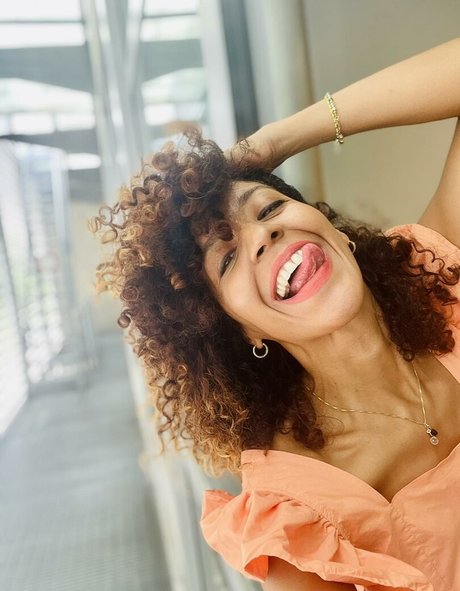 Yilian Canizares best star gallery