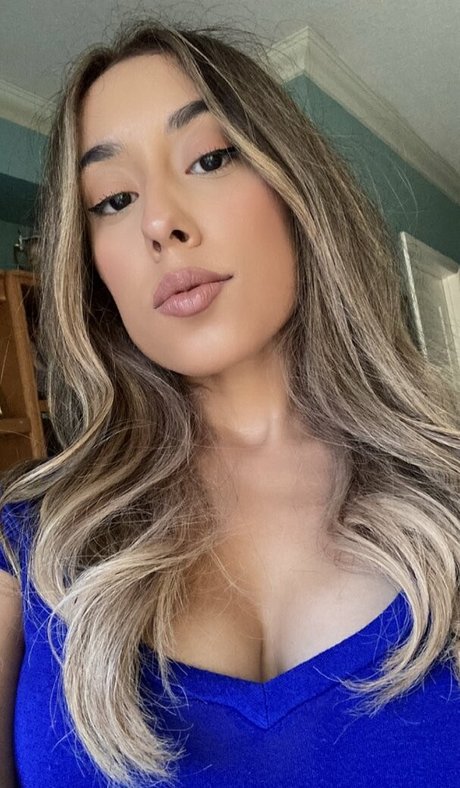 Crys ASMR nudes actress photos