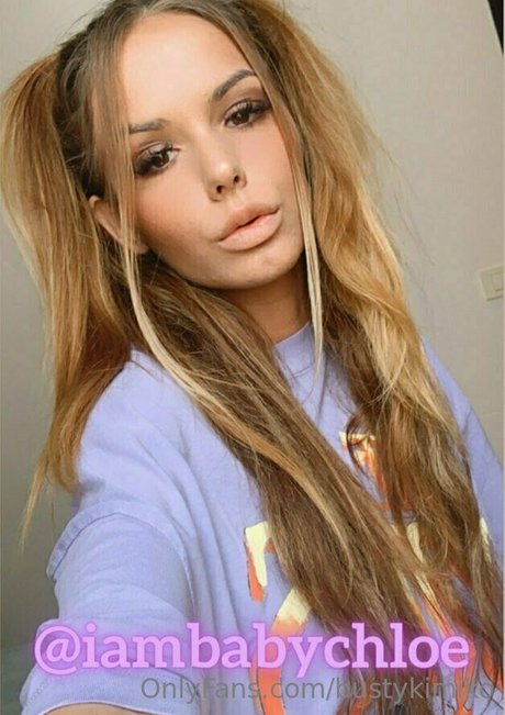 bustykimiko hot star image