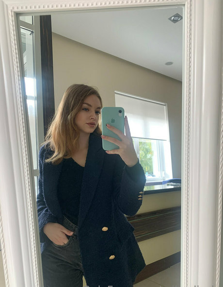 lesbian massage onlyfans naked images