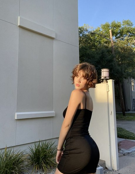 Negrita Blanca naked star pic