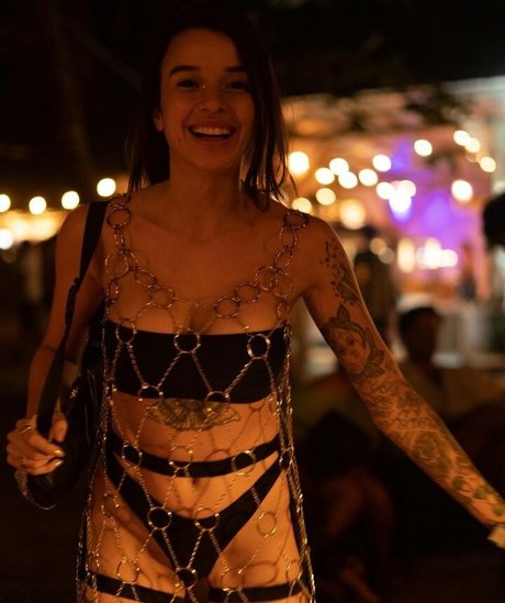 janadeoliveira_ star sexy pic