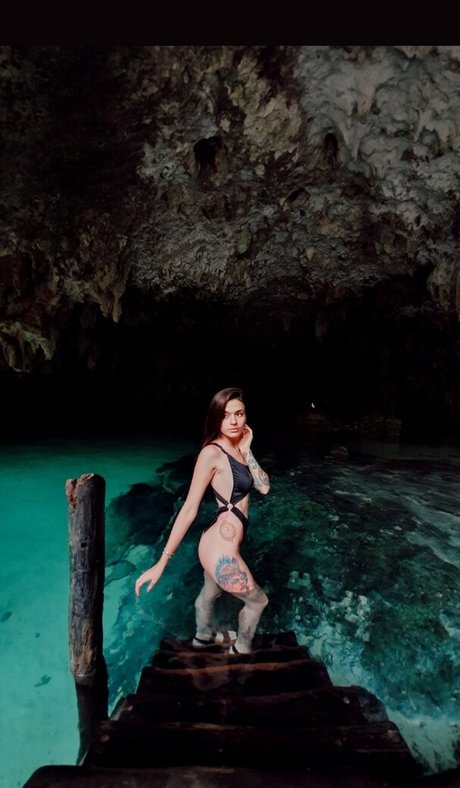 janadeoliveira_ exclusive actress gallery