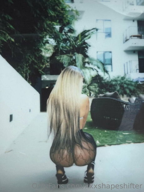 xxxshapeshifter model adult picture