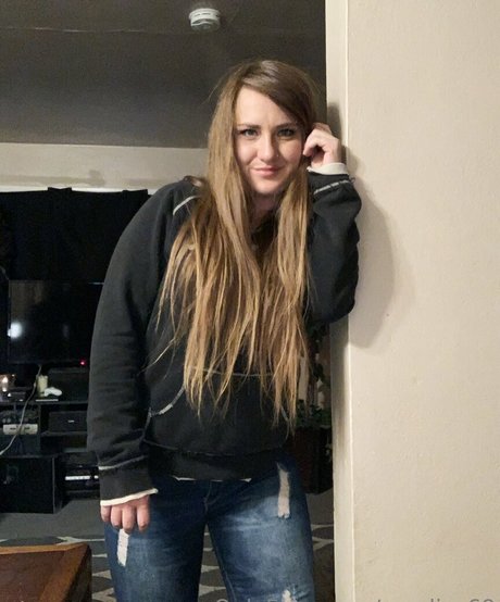 rosalie 69 model hot picture