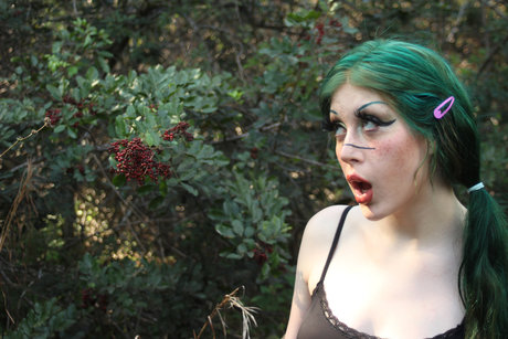 Sasha Beng hot pornstar pictures