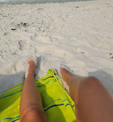 Sarah Barah sexy model images