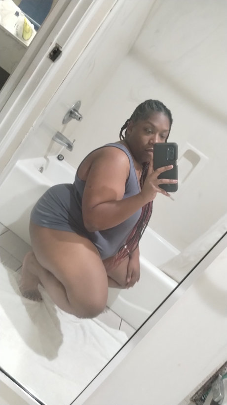 _Sapphire_ naked pornstar image