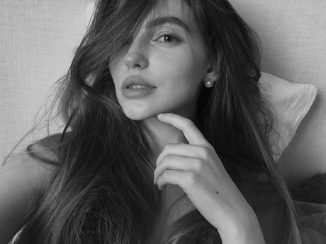 Sasha from Russia art star img