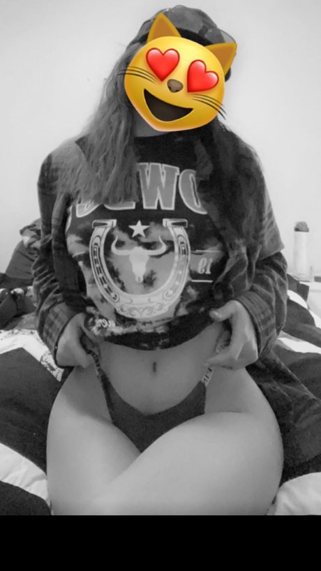 Tiny Temptress_ free actress picture