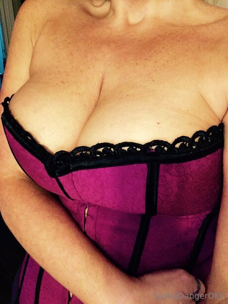 Sasha Danger OKC model naked photo