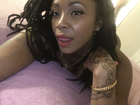 chubby kitty onlyfans erotic image