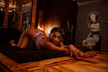 Sydnee porn star img