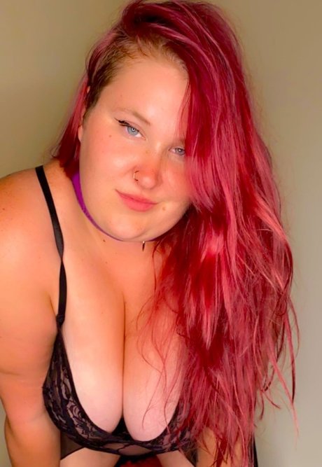 Scarlett 44g exclusive star img